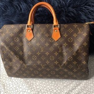 Louis Vuitton Speedy 40